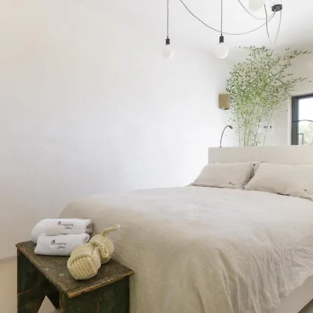 Bed & Breakfast Materia